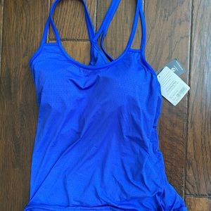 Athleta tank size large NWT